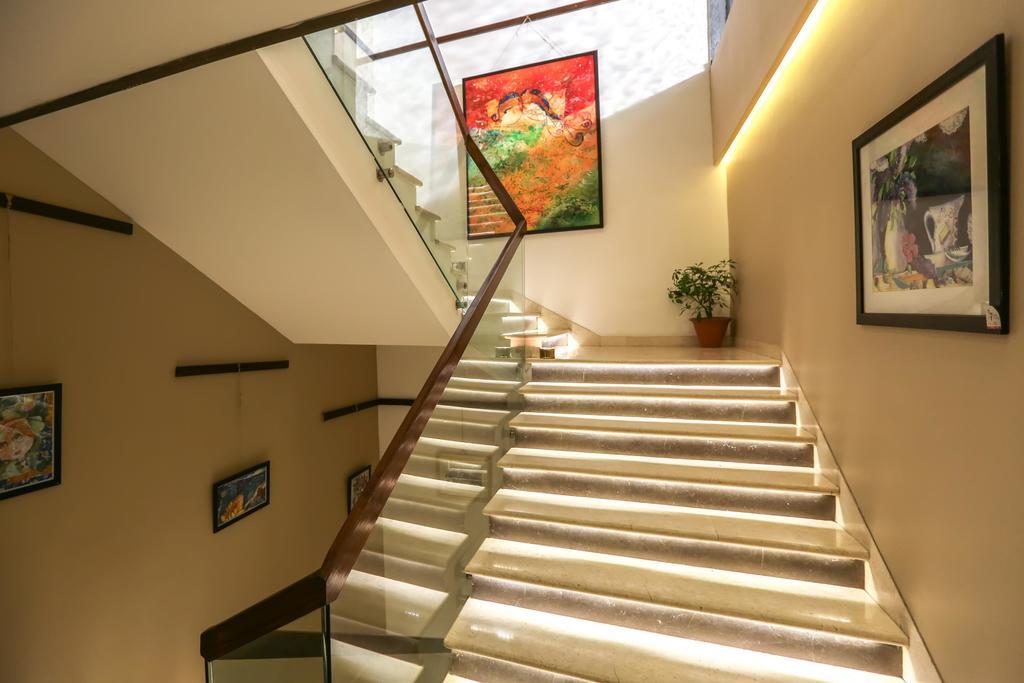 Hotel Icon Chandigarh Exterior photo