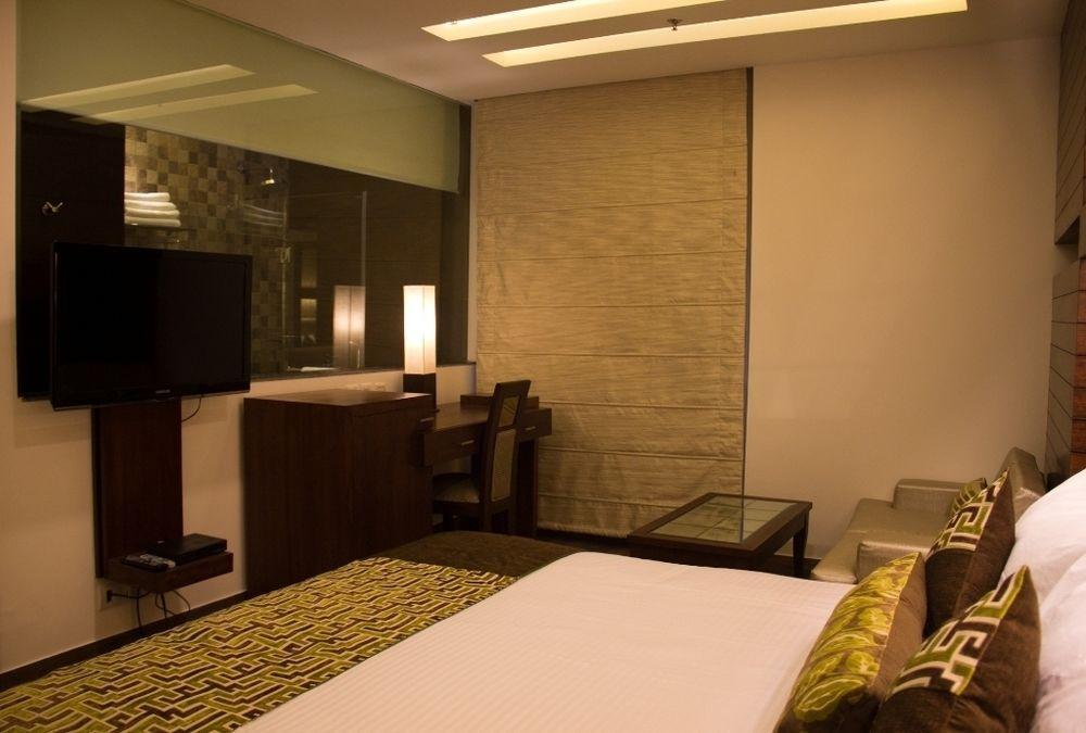 Hotel Icon Chandigarh Exterior photo